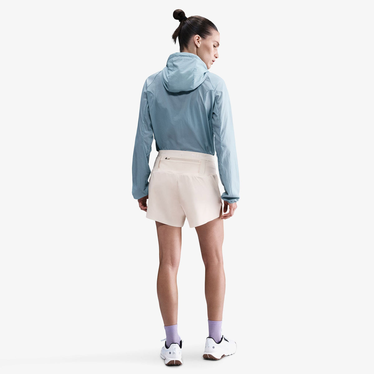 Nike Trail Kadın Bej Koşu Şortu