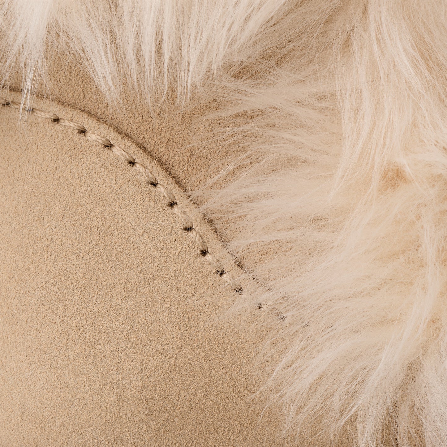 Ugg Classic Ultra Mini Chalet Kadın Bej Bot