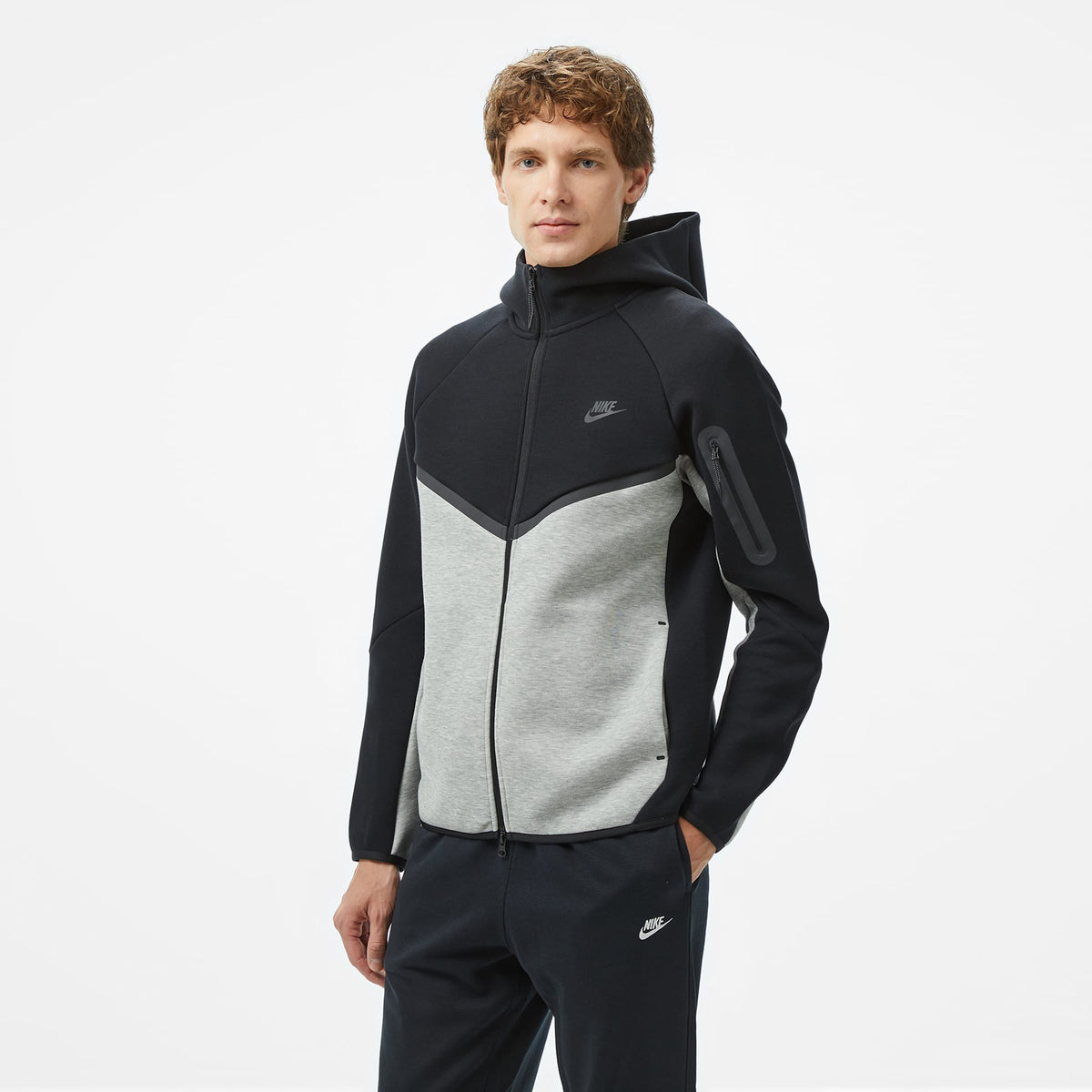 Nike Tech Fleece Erkek Siyah Sweatshirt