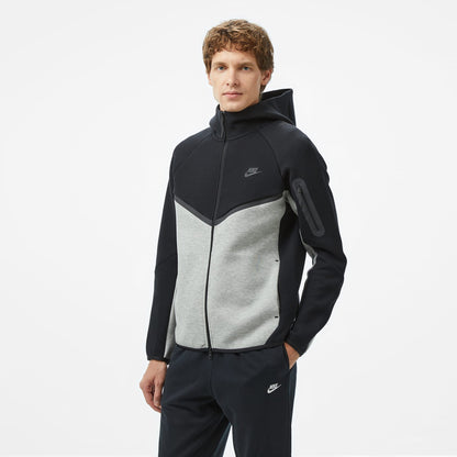 Nike Tech Fleece Erkek Siyah Sweatshirt