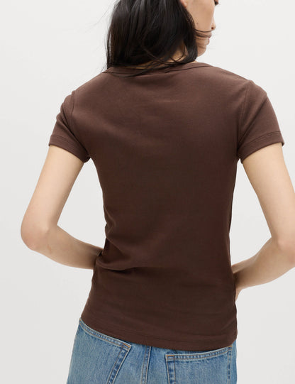 Pamuklu Scoop Yaka T-shirt
