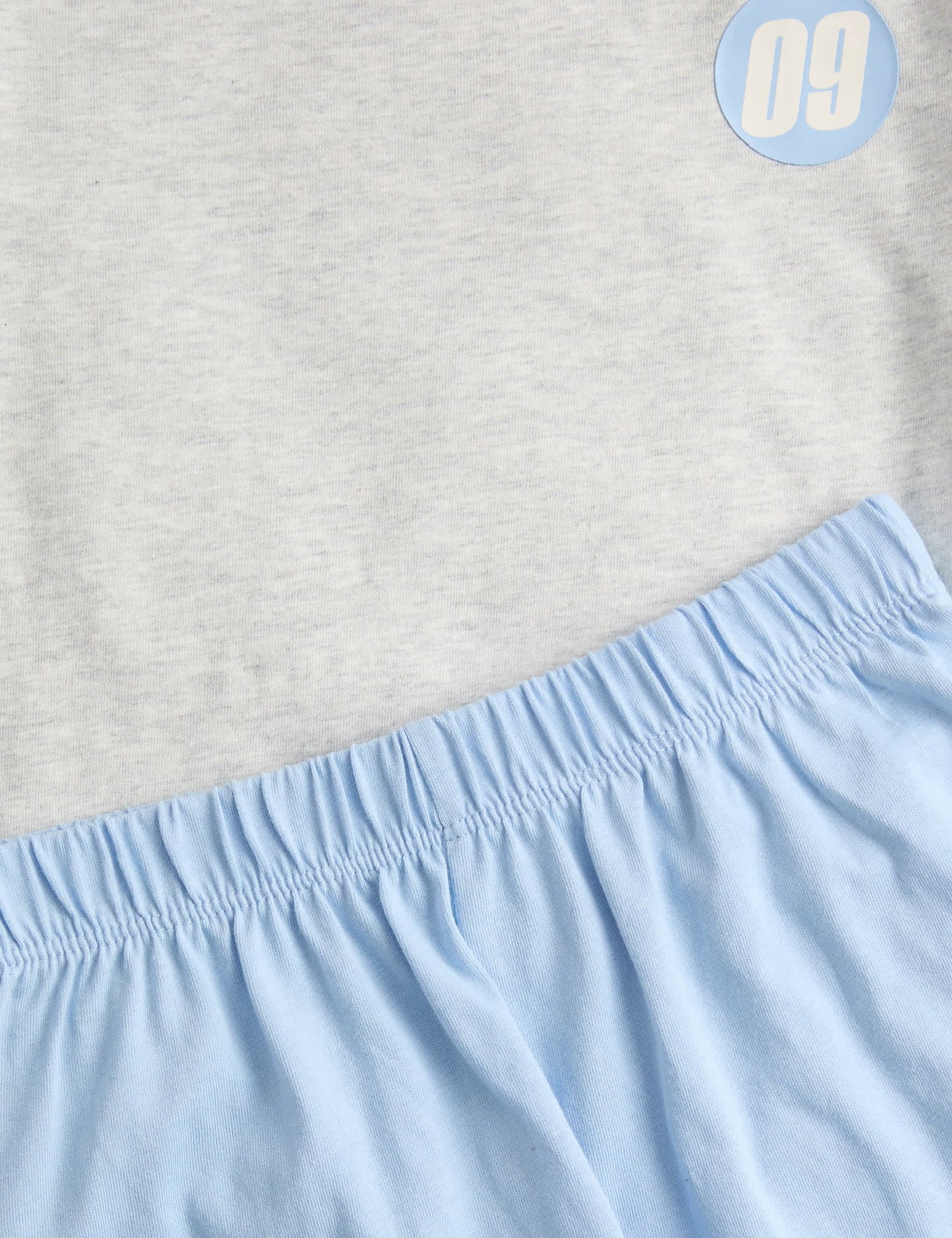 Desenli Pijama Takımı