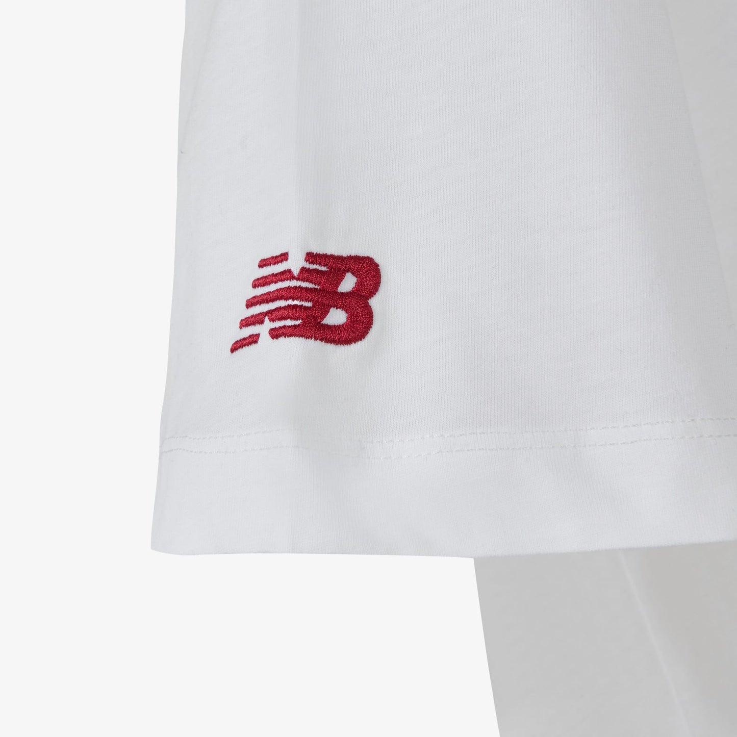 New Balance Wnt1609 Lifestyle Kadın Beyaz T-shirt