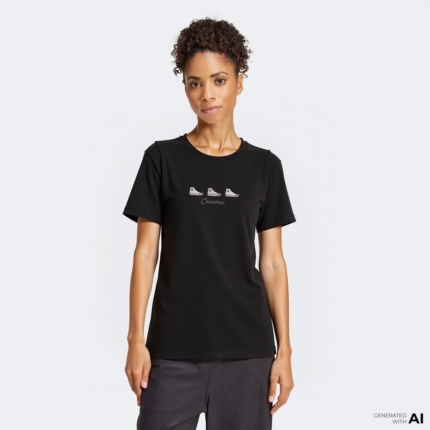 Converse High Tops Kadın Nakışlı Siyah T-shirt