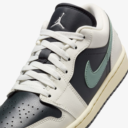 Jordan Air Jordan 1 Low Kadın Krem Sneaker