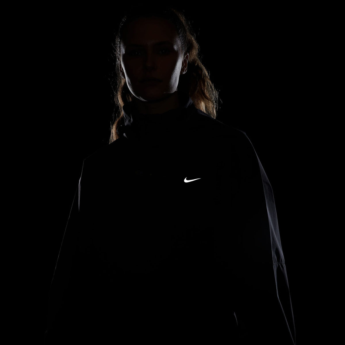 Nike Storm-fıt Swift Kadın Siyah Koşu Ceketi