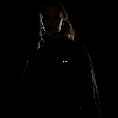 Nike Storm-fıt Swift Kadın Siyah Koşu Ceketi