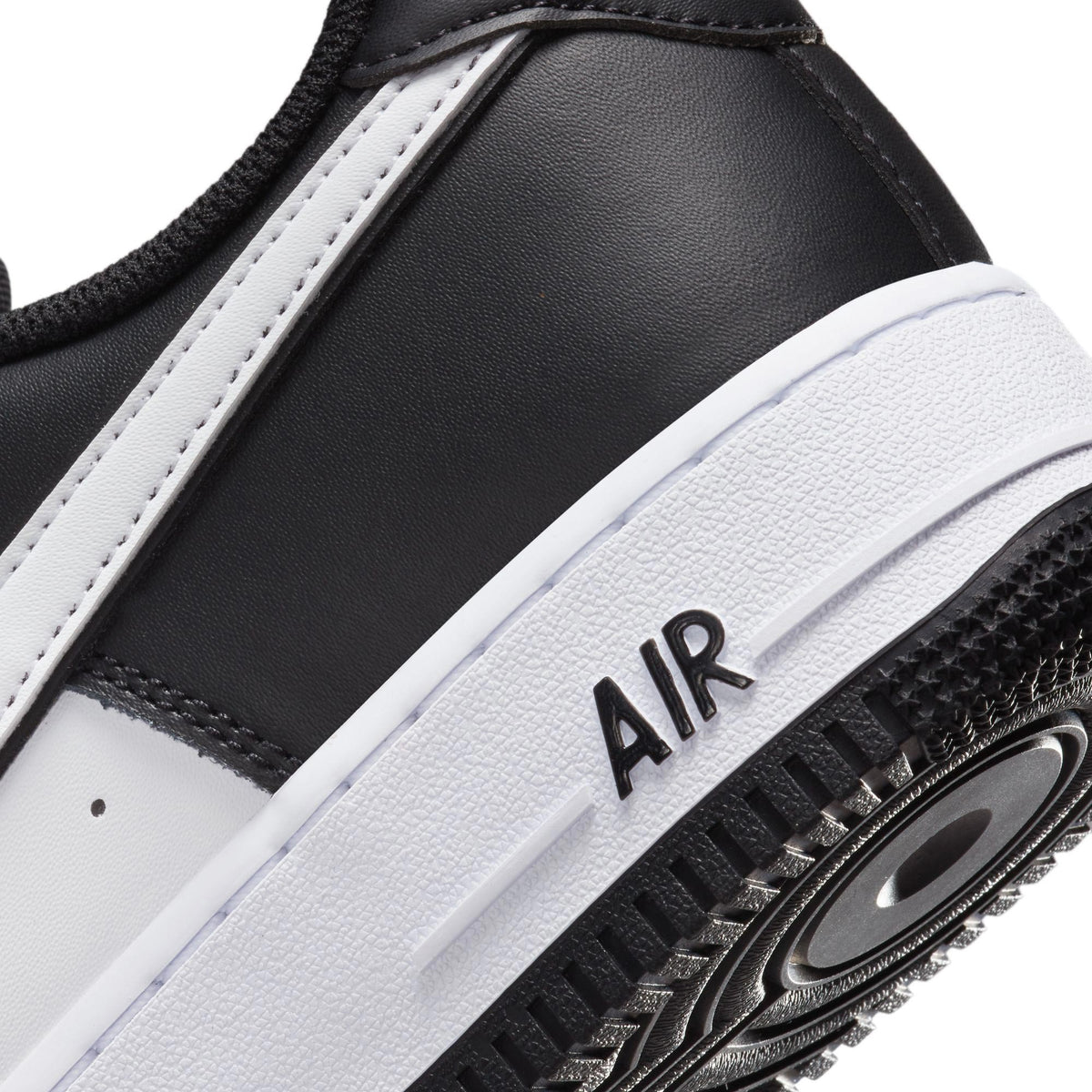 Nike Air Force 1 '07 Erkek Siyah Sneaker