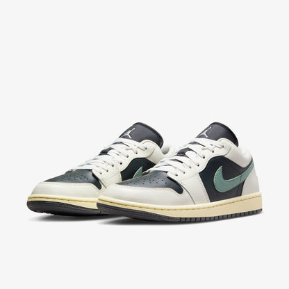 Jordan Air Jordan 1 Low Kadın Krem Sneaker