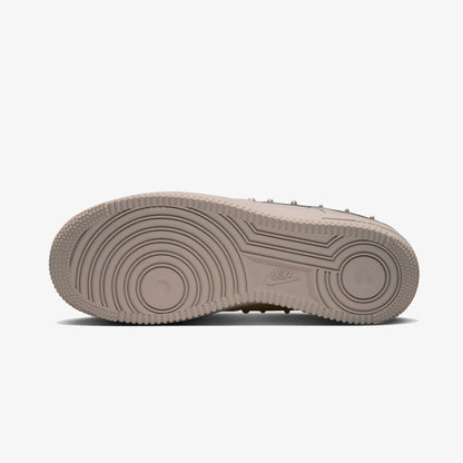 Nike Air Force 1 '07 Kadın Krem Spor Ayakkabı