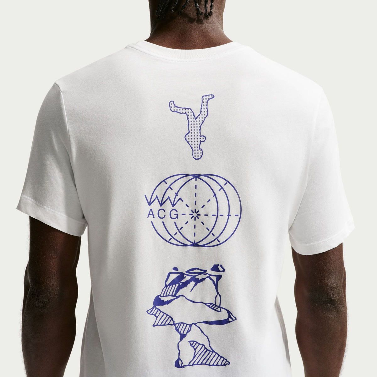 Nike Acg Dri-fıt Graphic Erkek Beyaz T-shirt