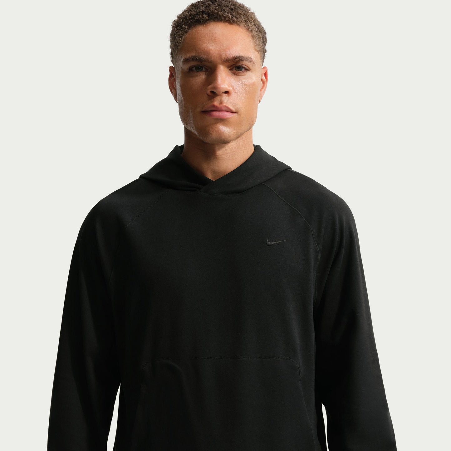 Nike Primary Erkek Siyah Sweatshirt