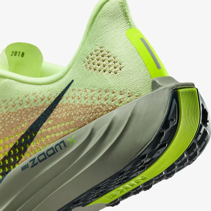 Nike Pegasus Plus Kadın Yeşil Koşu Ayakkabısı