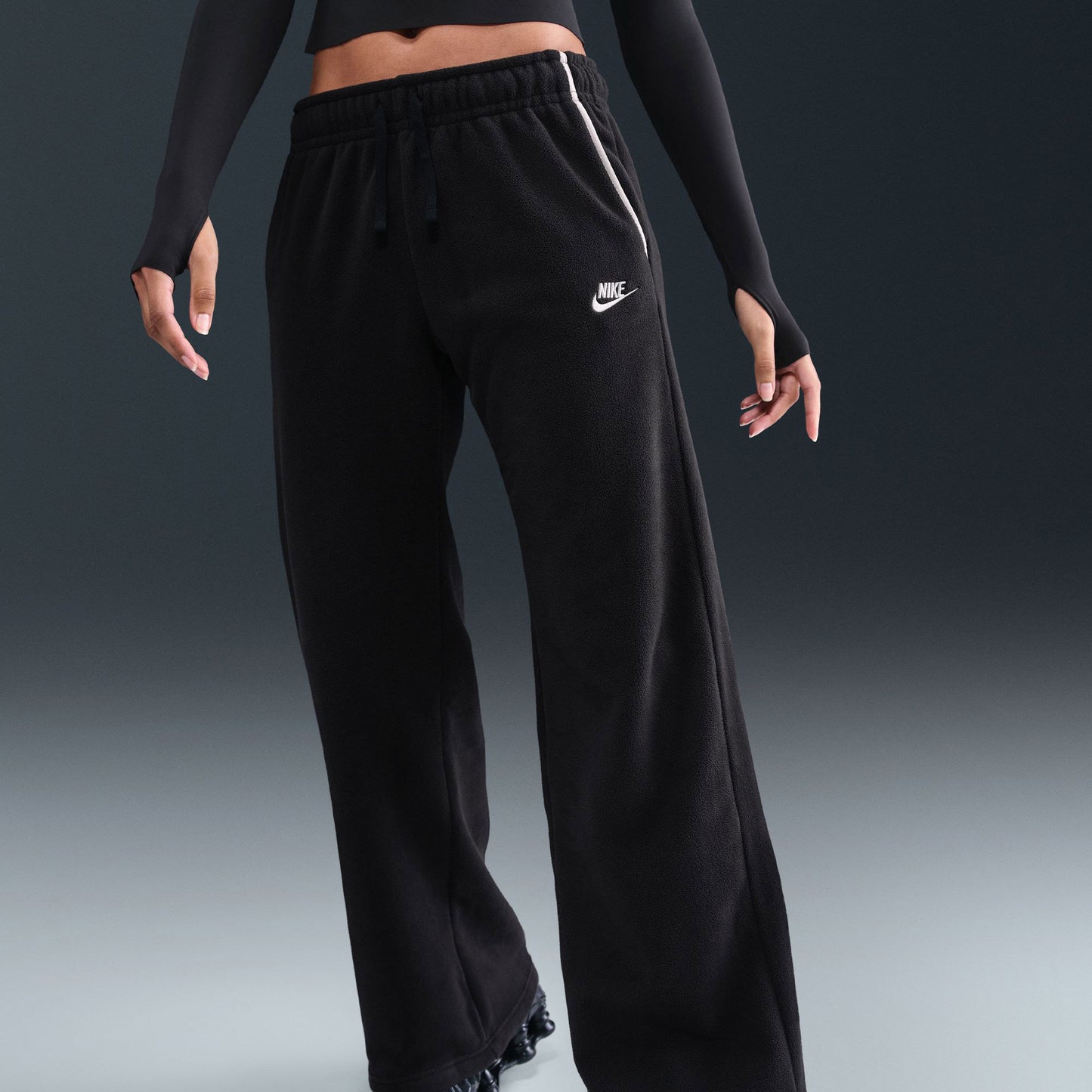 Nike Sportswear Club Fleece Mid-rise Wide Leg Kadın Siyah Eşofman Altı