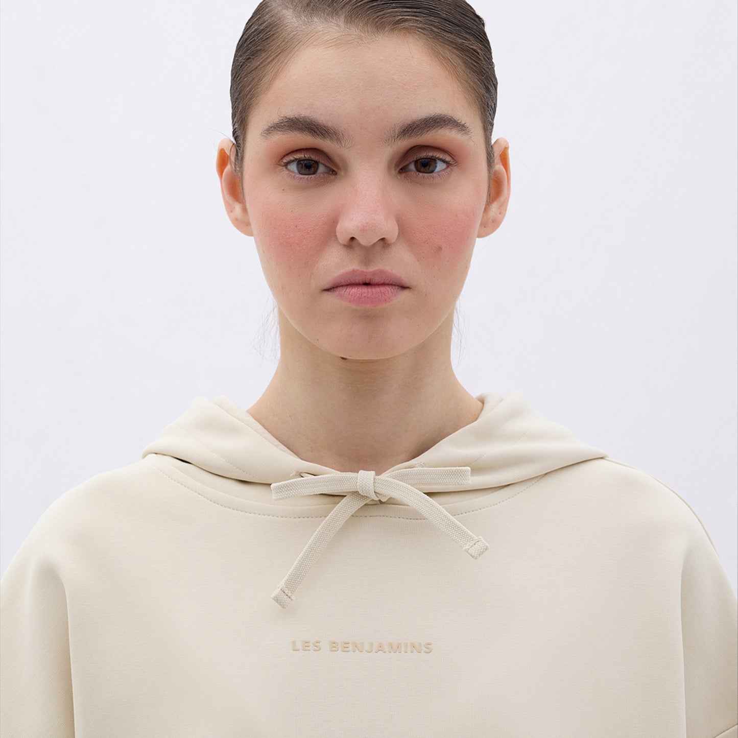 Les Benjamins Classics Kadın Krem Hoodie