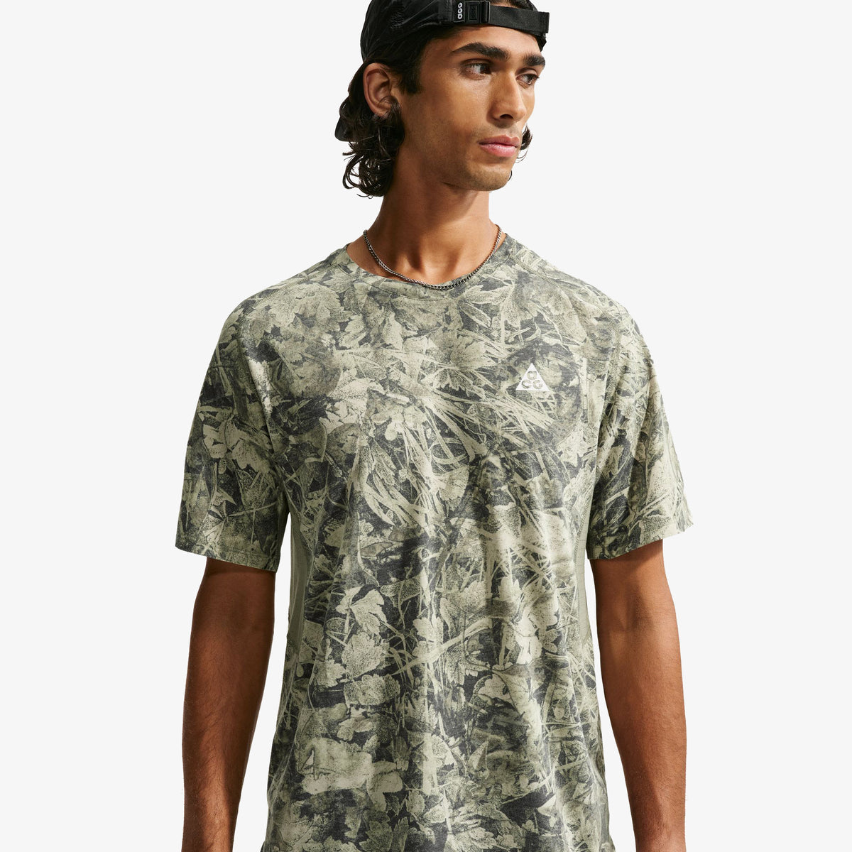 Nike Acg Dfadv Solar Chase Erkek Yeşil T-shirt