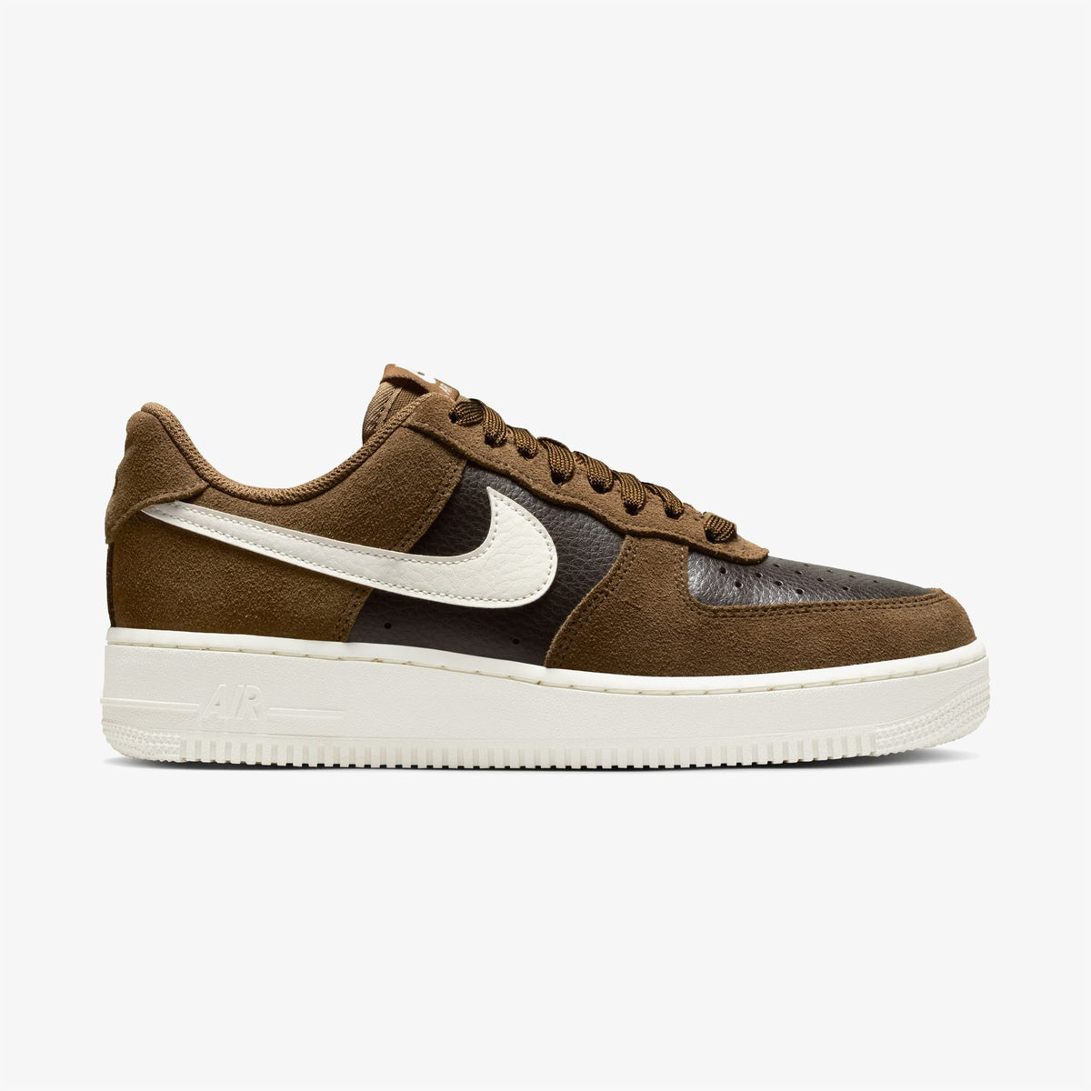 Nike Air Force 1 '07 Kadın Kahverengi Spor Ayakkabı