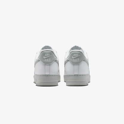 Nike Air Force 1 '07 Erkek Beyaz Spor Ayakkabı