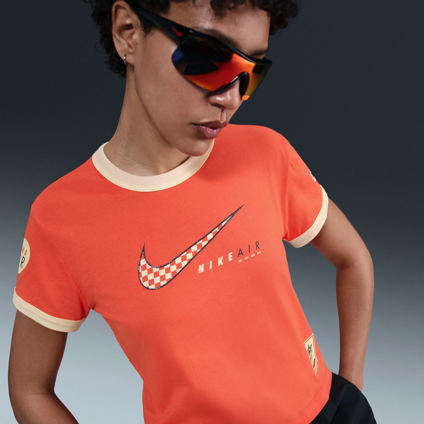 Nike Sportswear Club Kadın Turuncu T-shirt