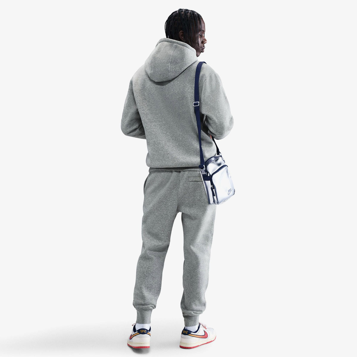 Nike Club Erkek Gri Eşofman Altı