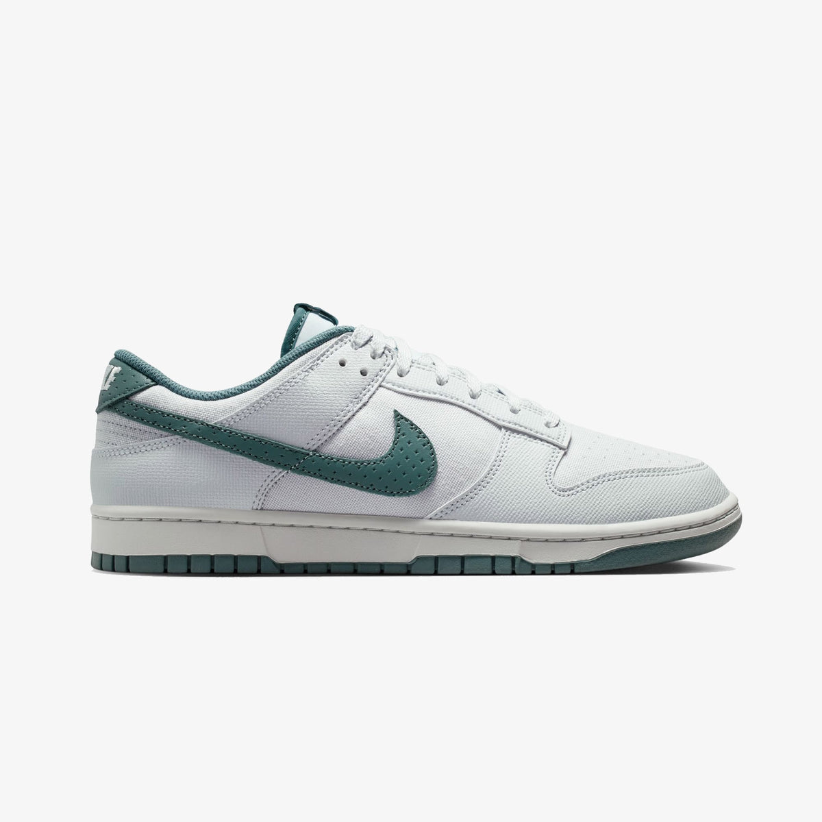 Nike Dunk Low Retro Erkek Beyaz Spor Ayakkabı