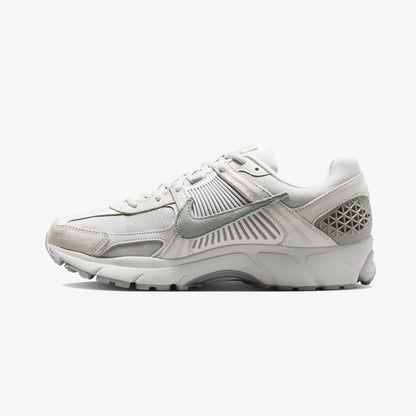 Nike Zoom Vomero 5 Se Erkek Beyaz Spor Ayakkabı