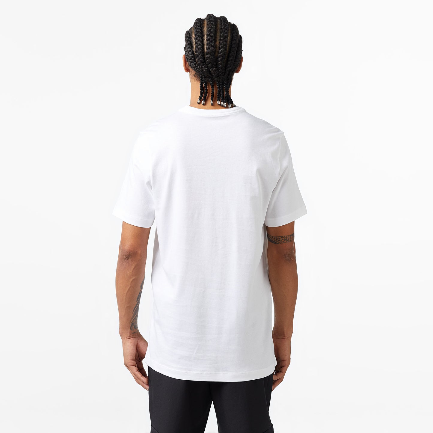 Nike Sportswear Club Erkek Beyaz T-shirt