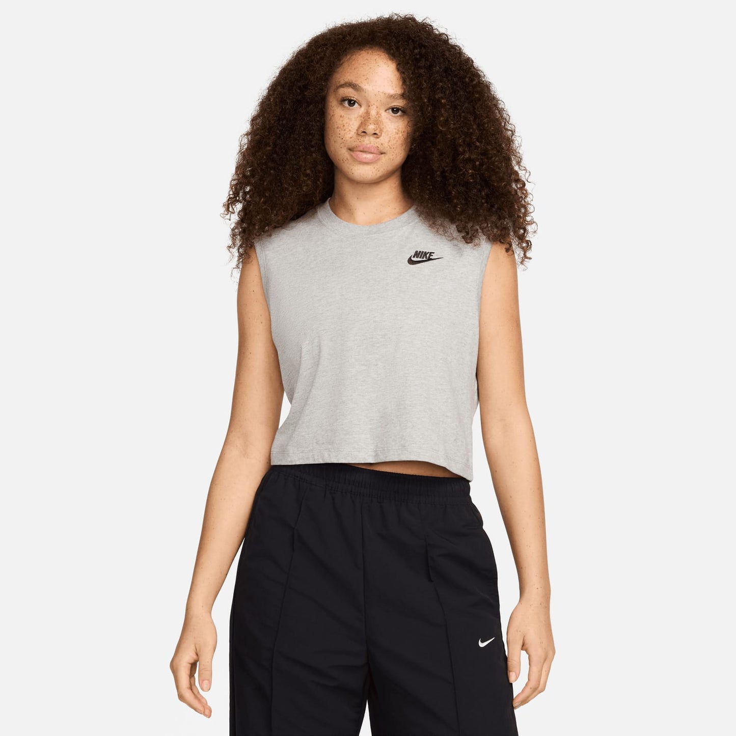 Nike Sportswear Club Kadın Gri T-shirt