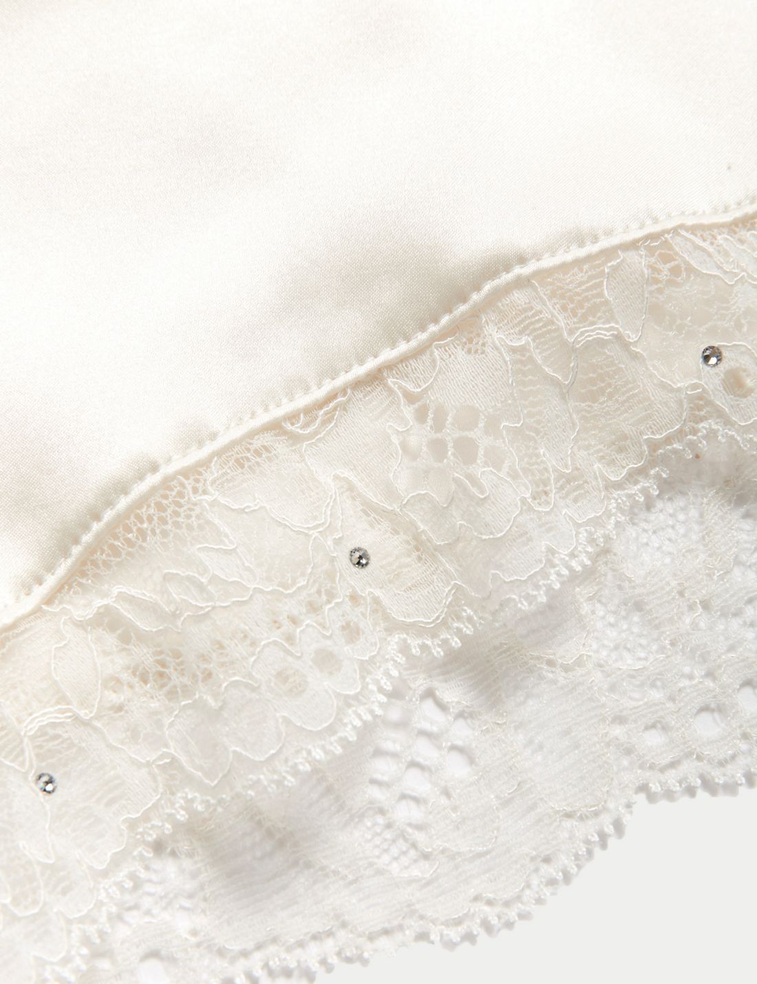 Aster Dantel Detaylı Ipek French Külot