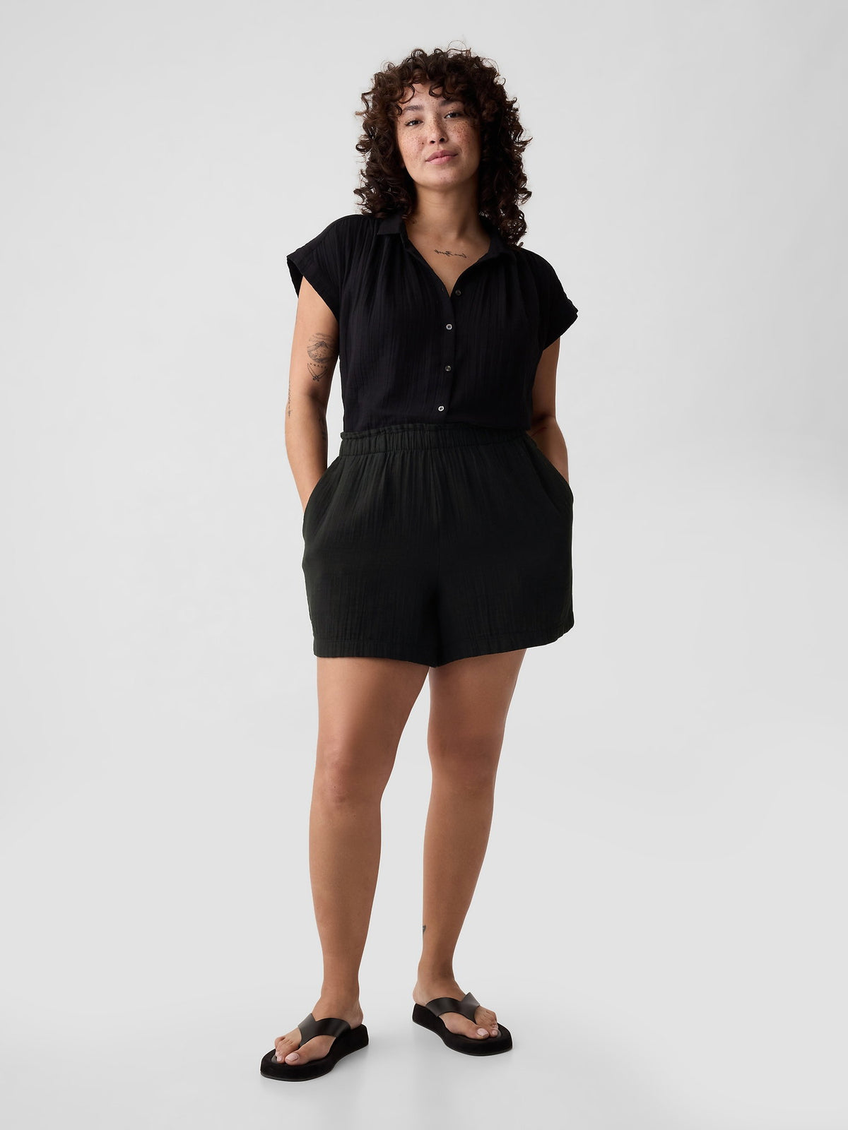 Siyah Crinkle Gauze Pull-on Şort