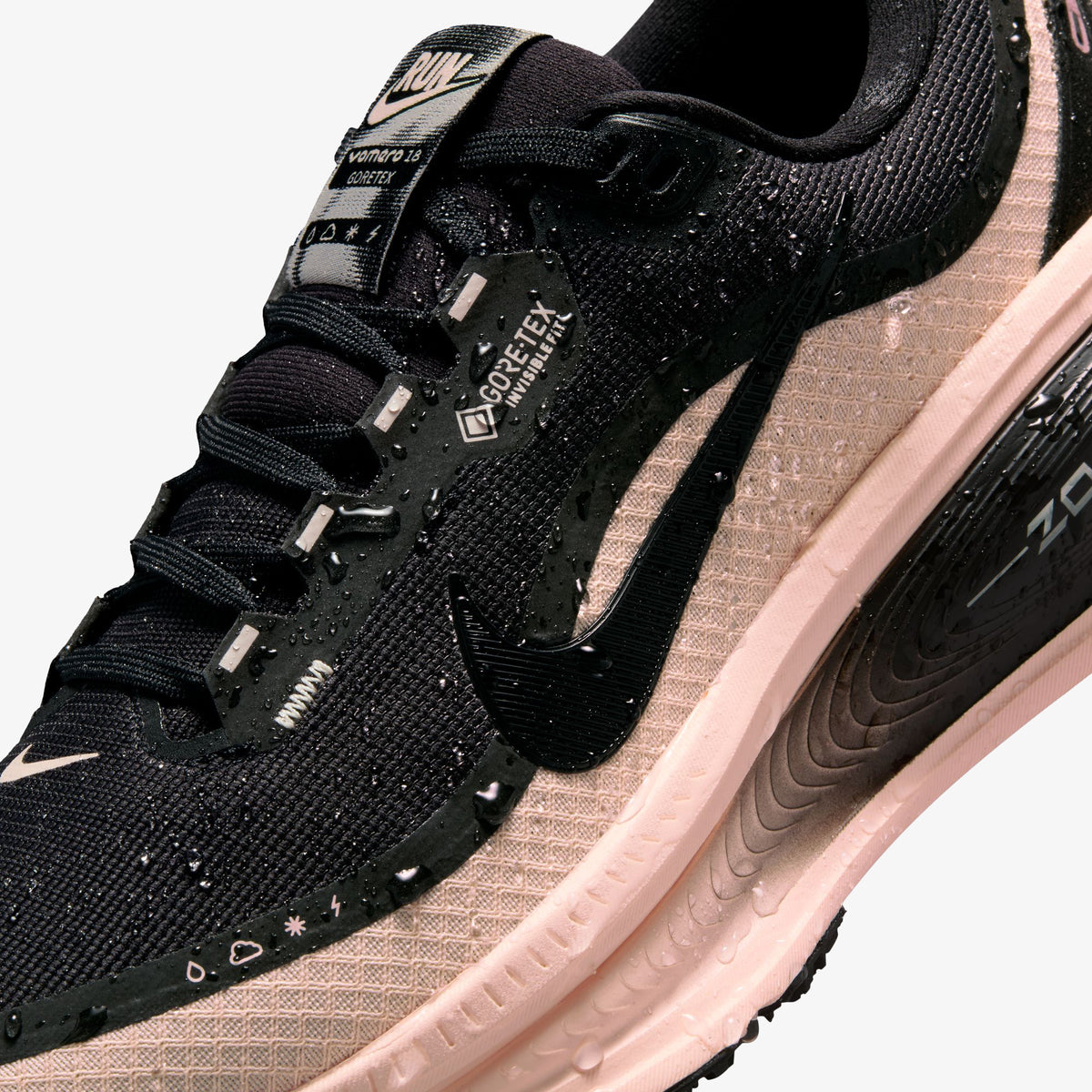 Nike Vomero 18 Gore-tex Kadın Siyah Koşu Ayakkabısı