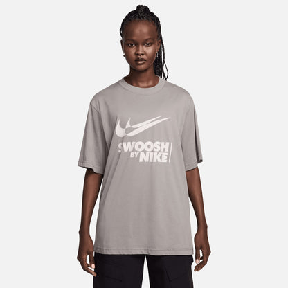 Nike Sportswear Kadın Gri T-shirt