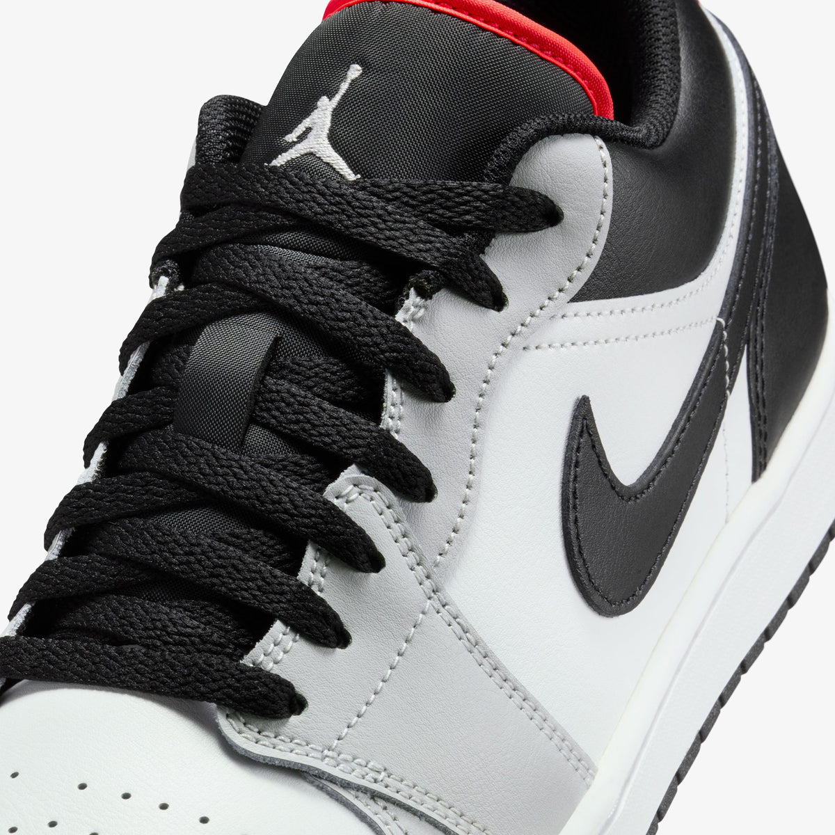 Jordan Air Jordan 1 Erkek Gri Spor Ayakkabı
