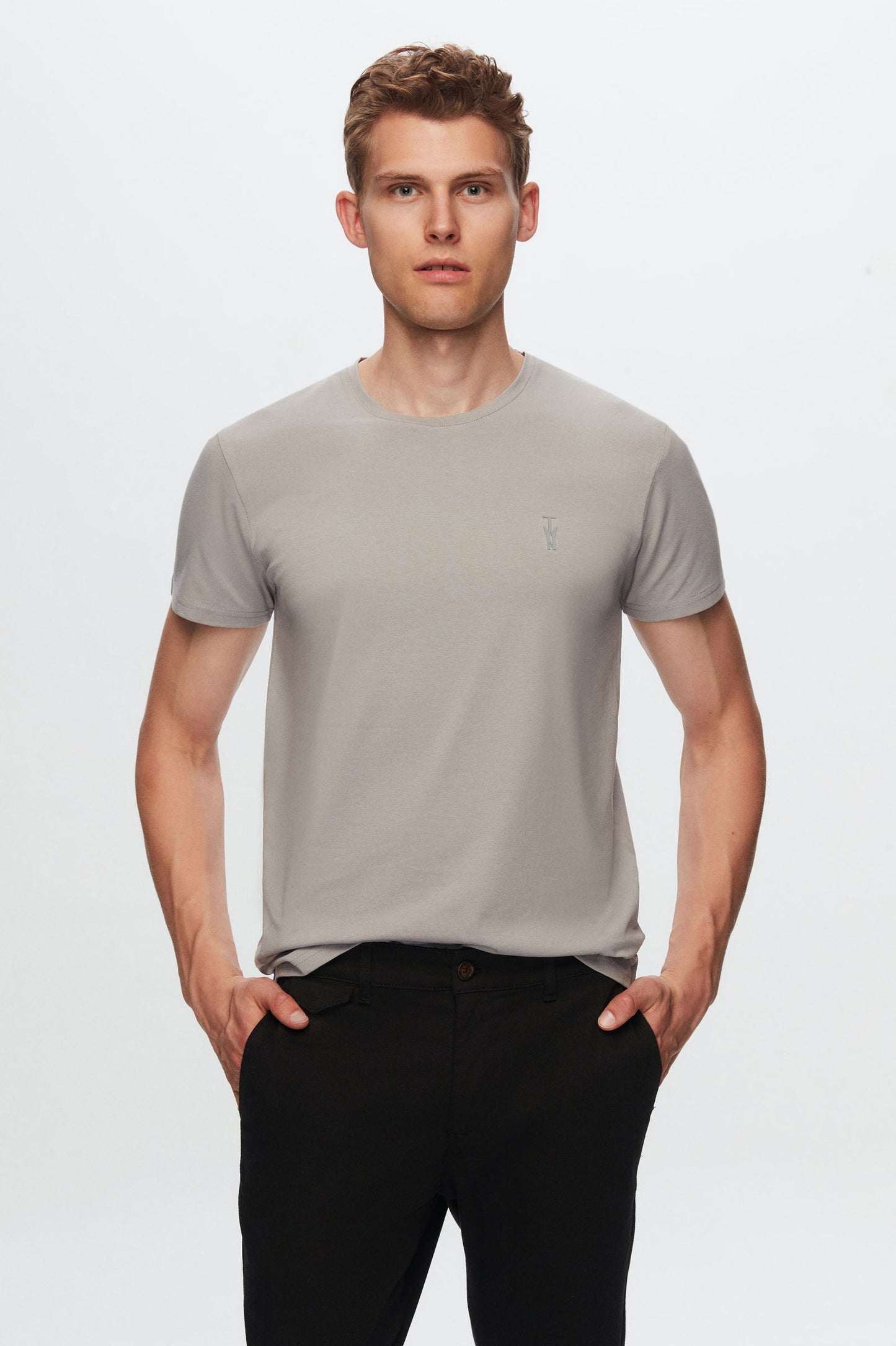 Twn Slim Fit Gri Düz Kabartma Baskılı T-shirt