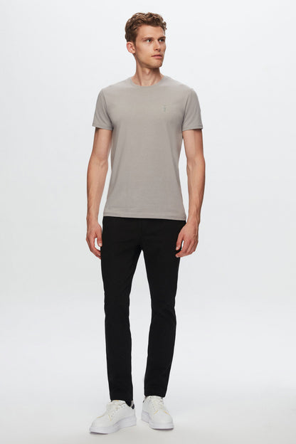 Twn Slim Fit Gri Düz Kabartma Baskılı T-shirt