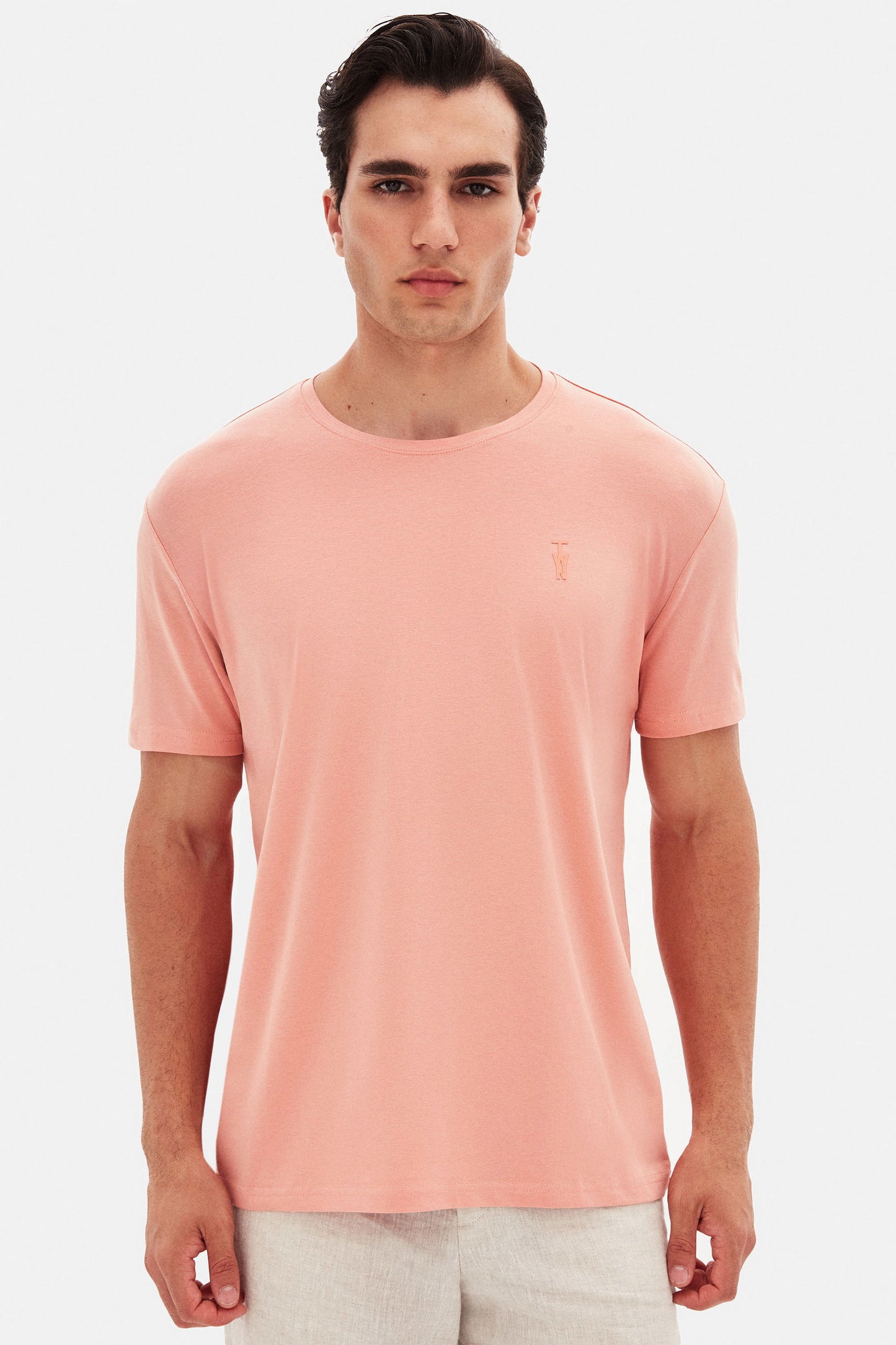 Twn Slim Fit Kil Düz Kabartma Baskılı T-shirt