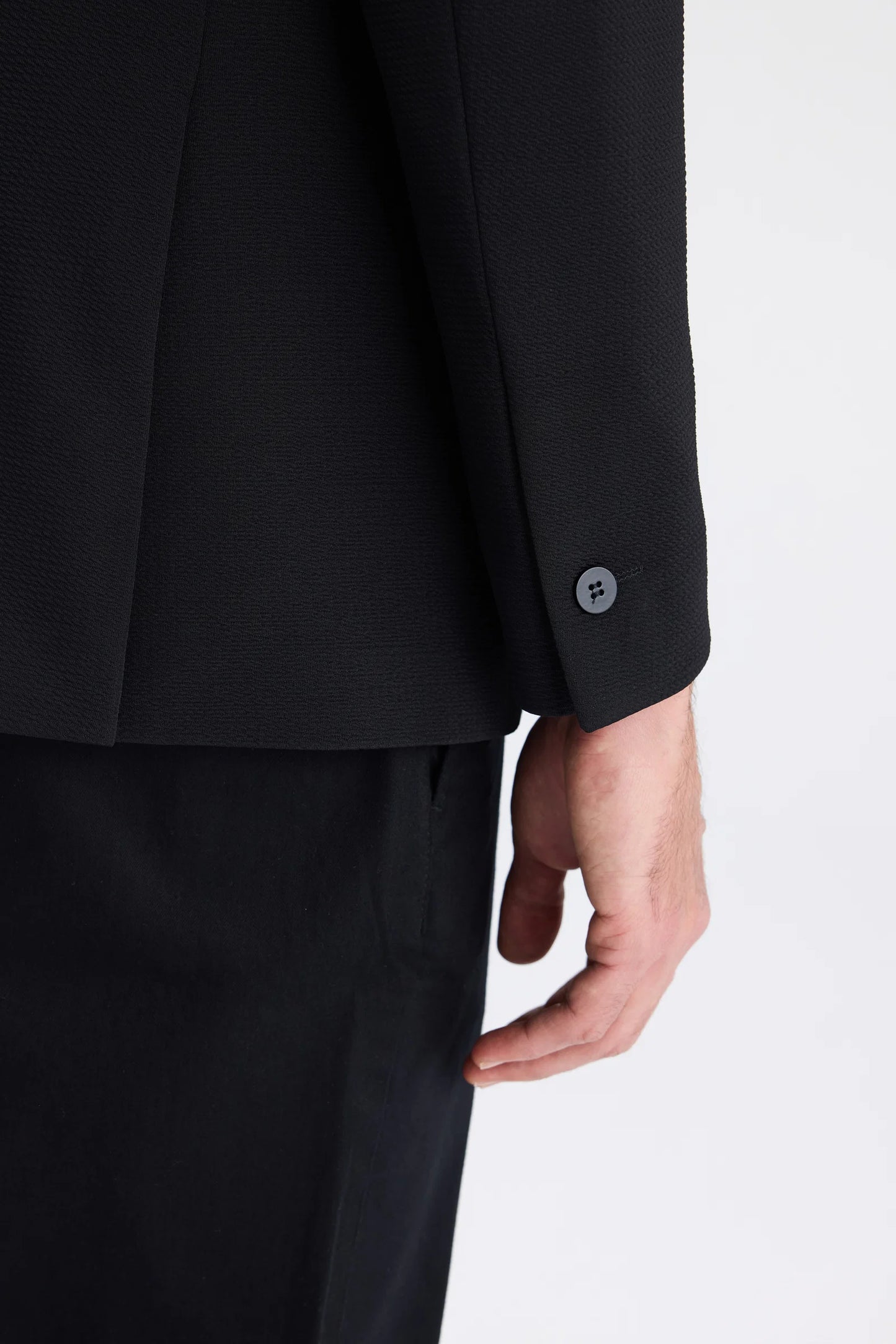 Twn Slim Fit Siyah Armürlü Kumaş Ceket
