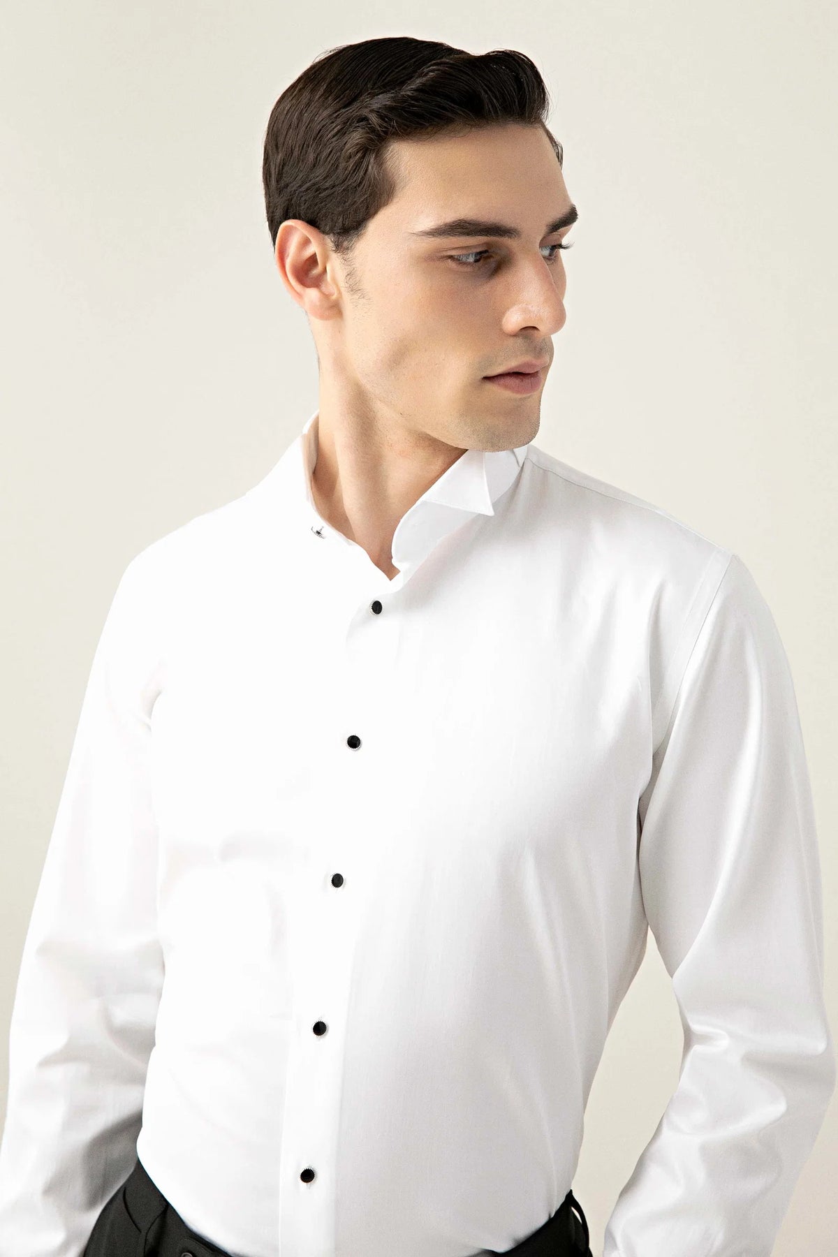 Damat Slim Fit Beyaz Düz Nano Care Smokin Gömlek