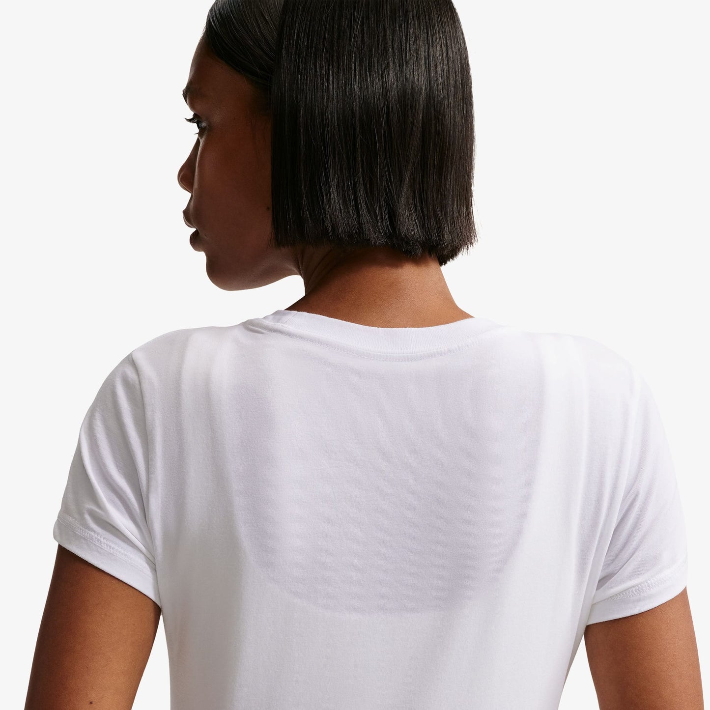 Nike Chill Kadın Beyaz T-shirt