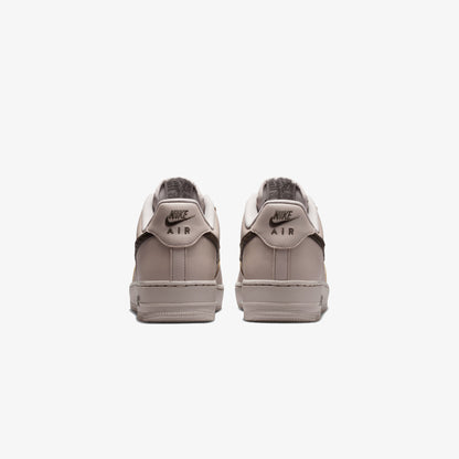 Nike Air Force 1 '07 Erkek Gri Spor Ayakkabı