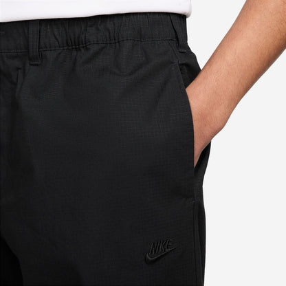 Nike Club Woven Cargo Erkek Siyah Pantolon