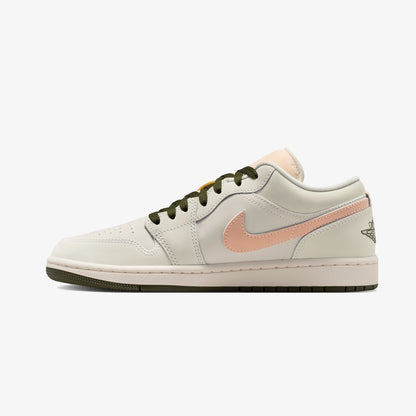 Jordan Air Jordan 1 Low Kadın Beyaz Spor Ayakkabı