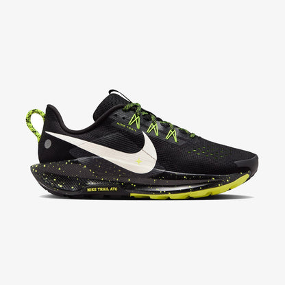 Nike Pegasus Trail 5 Kadın Siyah Koşu Ayakkabısı