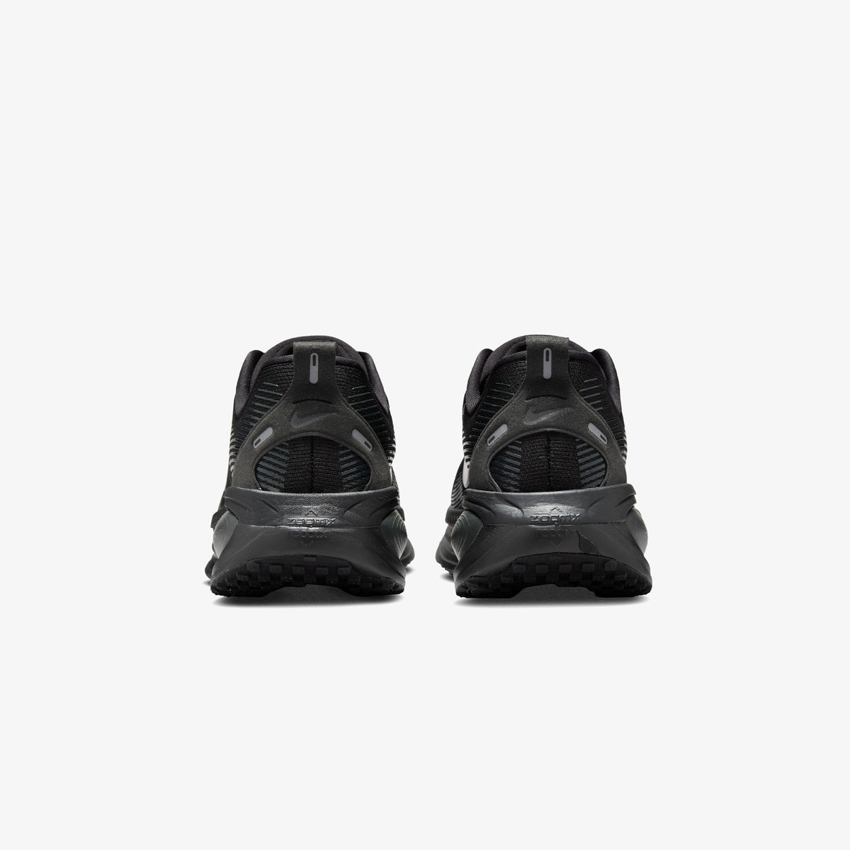 Nike Vomero 18 Erkek Siyah Koşu Ayakkabısı