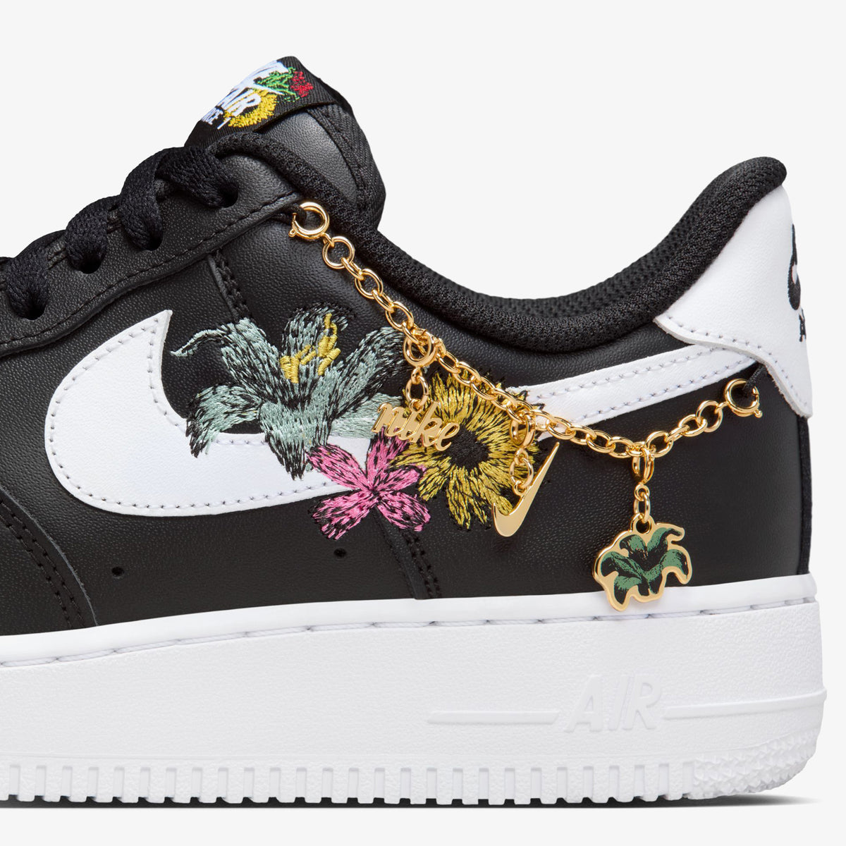 Nike Air Force 1 Kadın Siyah Spor Ayakkabı