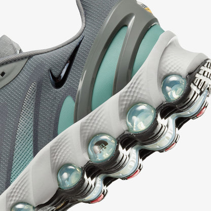 Nike Air Max Dn 8 Erkek Gri Spor Ayakkabı