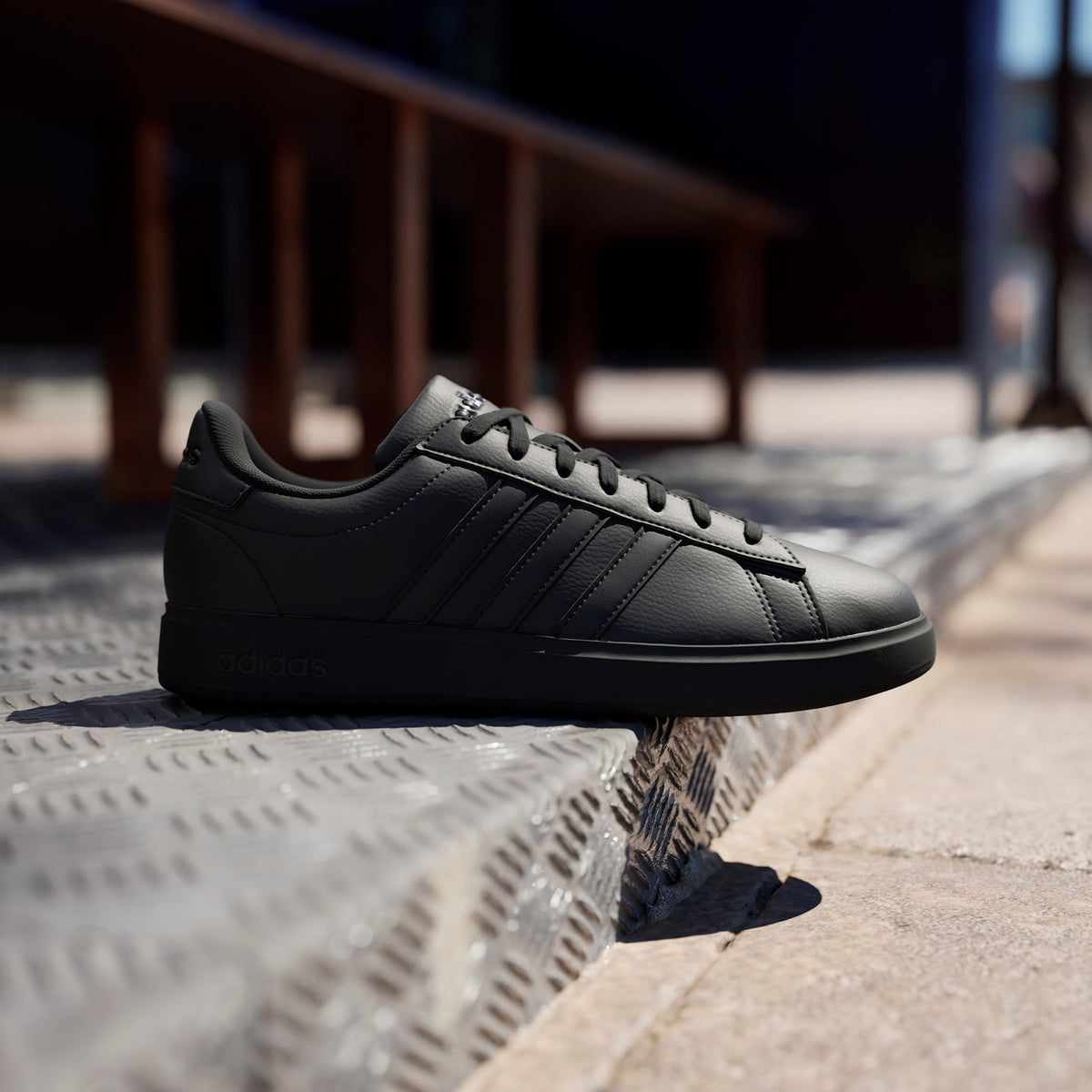 Adidas Grand Court Cloudfoam Comfort Erkek Siyah Spor Ayakkabı
