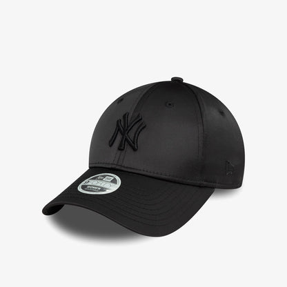 New Era New York Yankees Satin 9forty Kadın Siyah Şapka