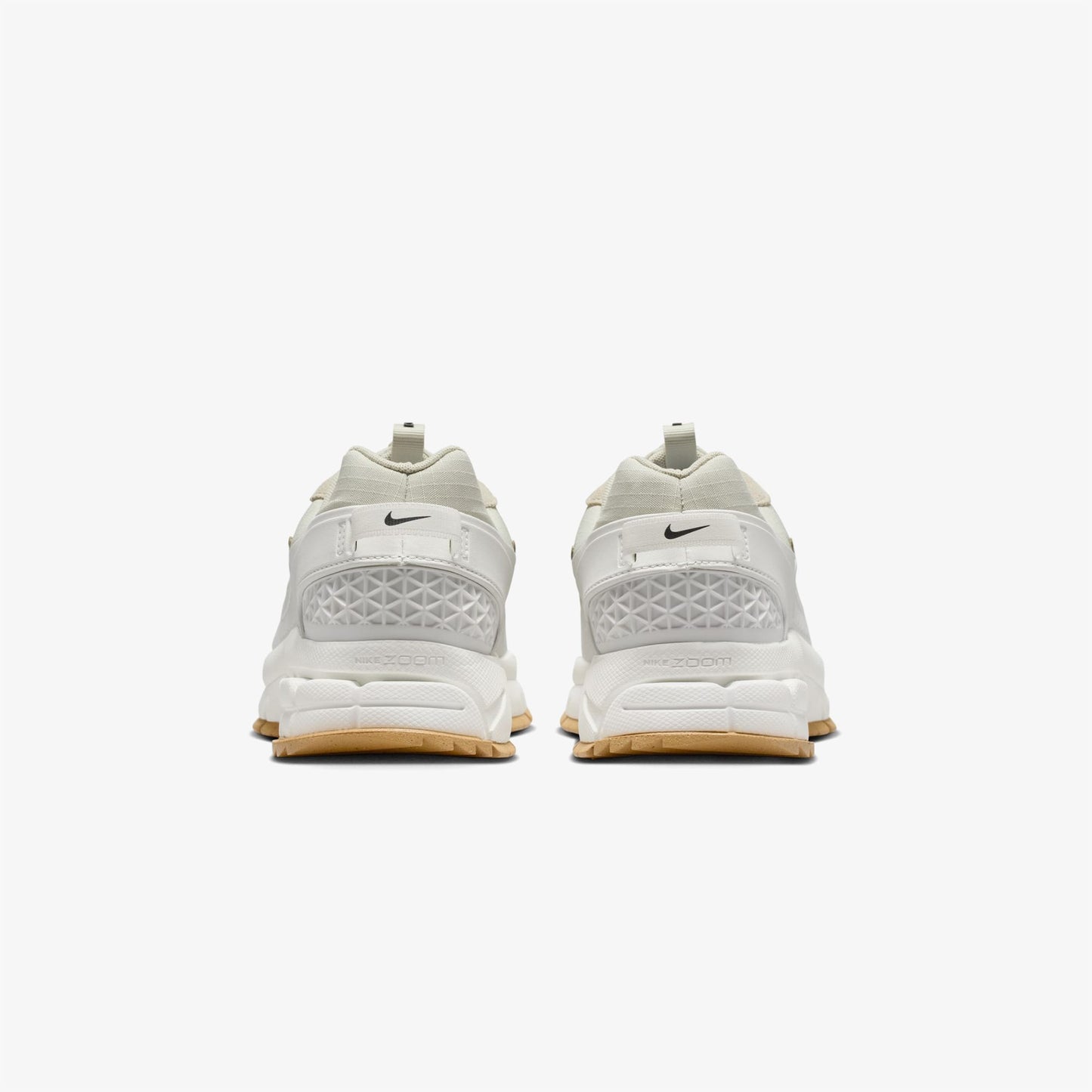 Nike Zoom Vomero Roam Kadın Bej Spor Ayakkabı