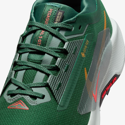 Nike Pegasus Trail 5 Gore-tex Erkek Yeşil Koşu Ayakkabısı
